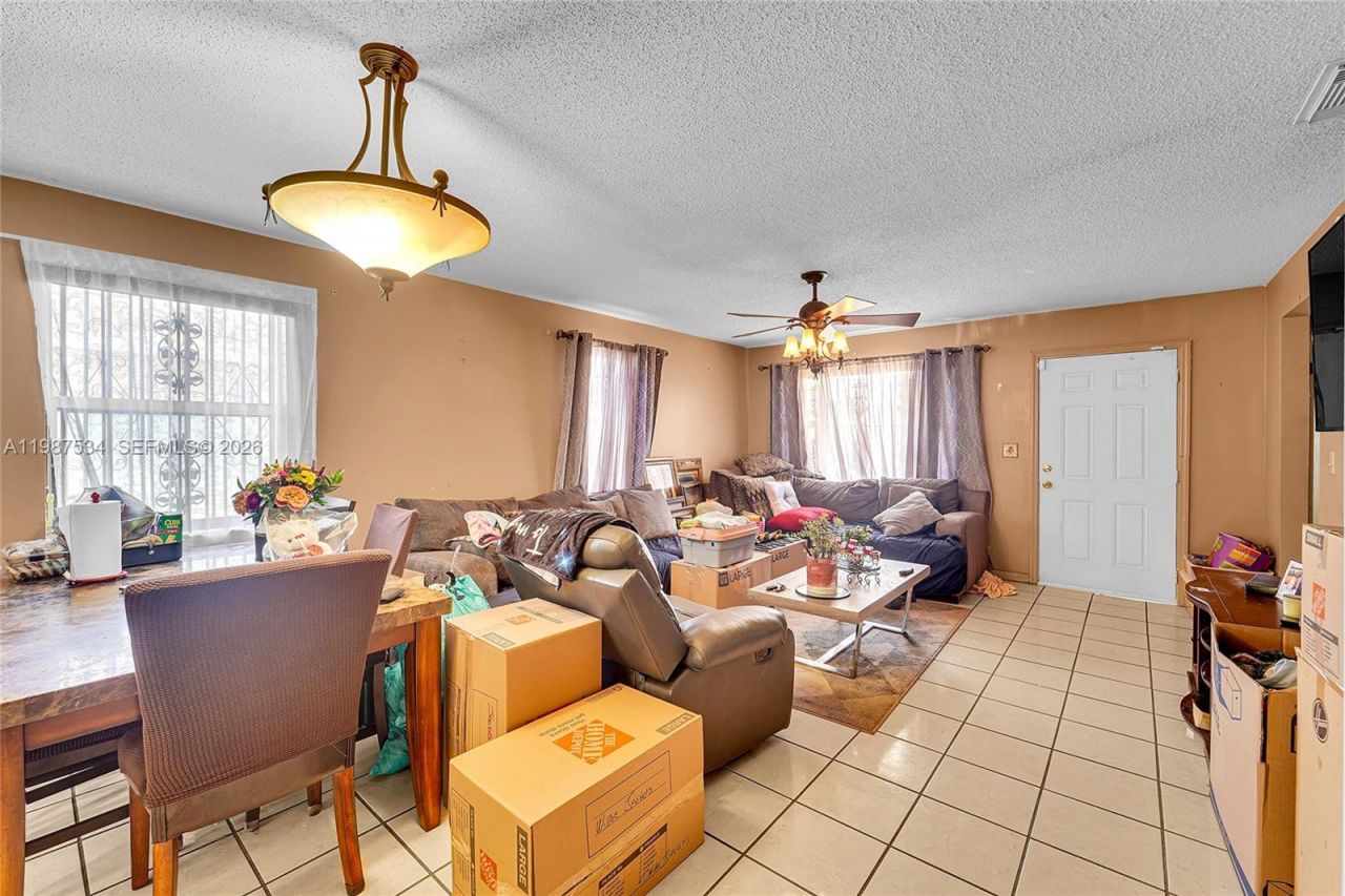 3115 NW 65th St , Miami, FL 33147 Photo