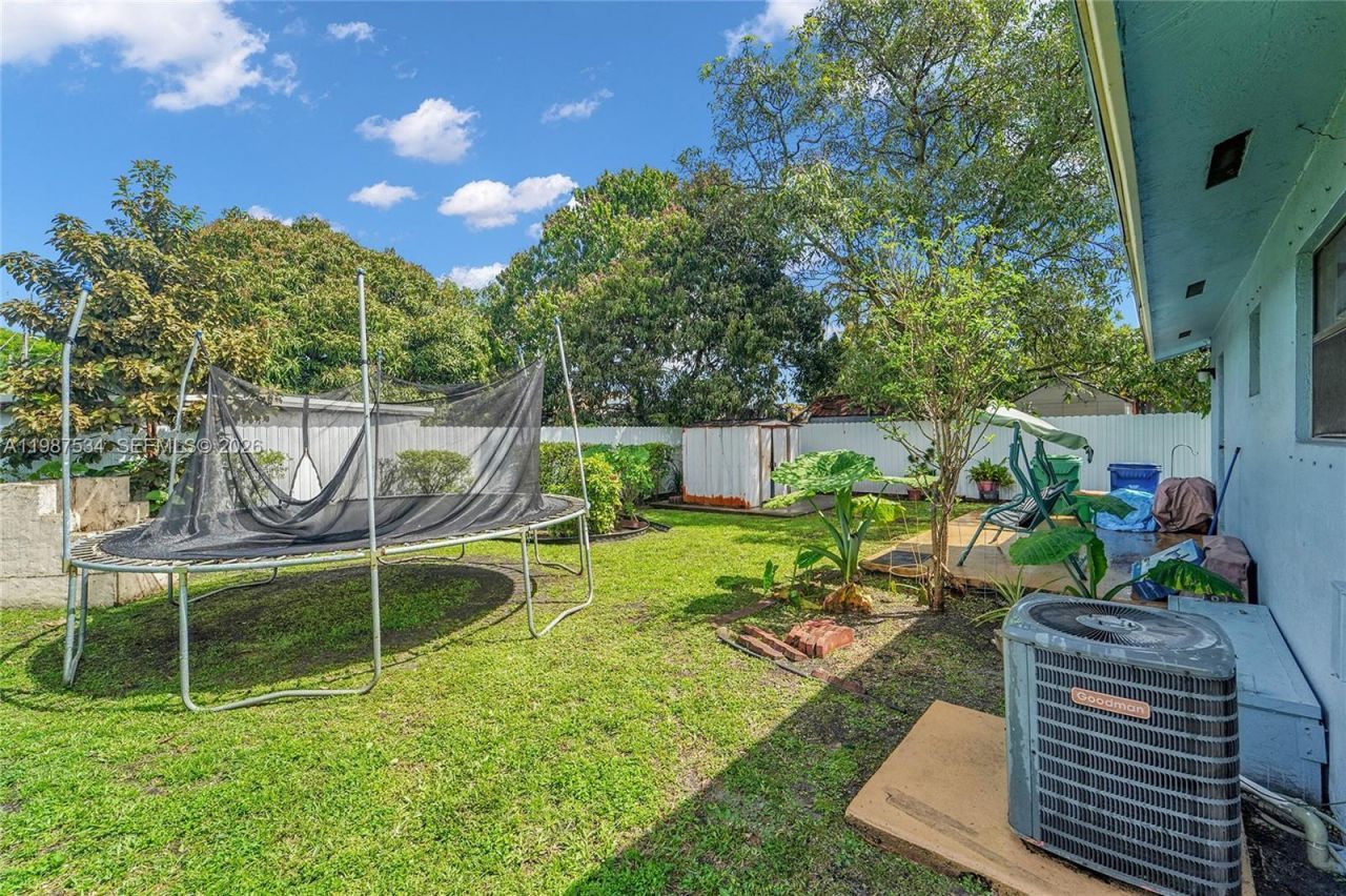 3115 NW 65th St , Miami, FL 33147 Photo