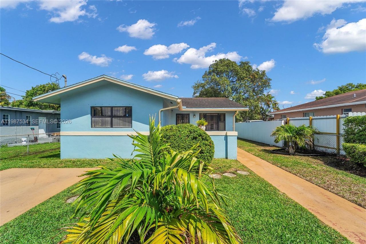 3115 NW 65th St , Miami, FL 33147 Photo