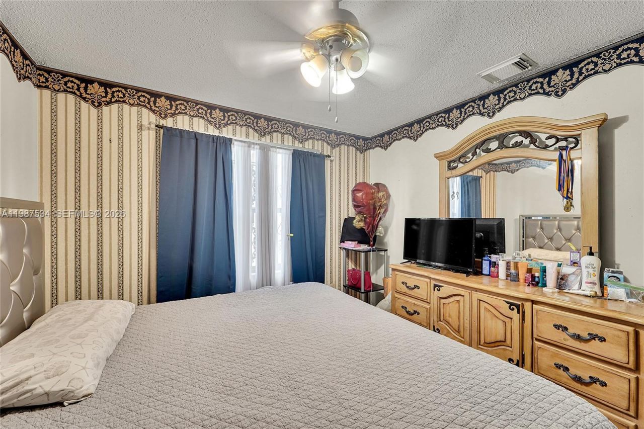 3115 NW 65th St , Miami, FL 33147 Photo