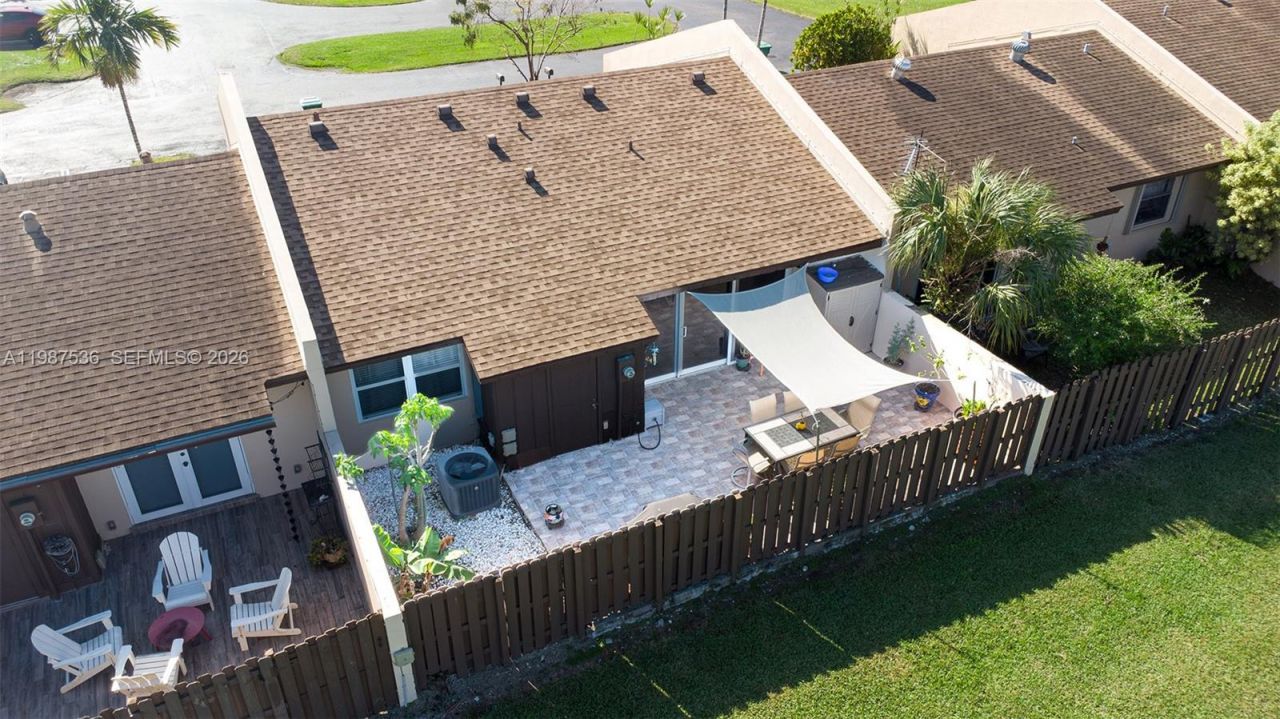 12324 SW 111th S Canal St Rd , Miami, FL 33186 Photo