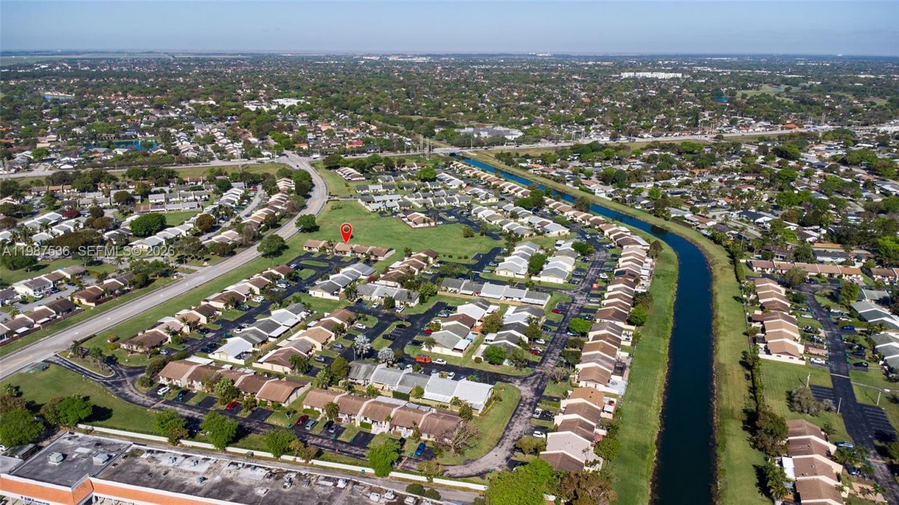 12324 SW 111th S Canal St Rd , Miami, FL 33186 Photo