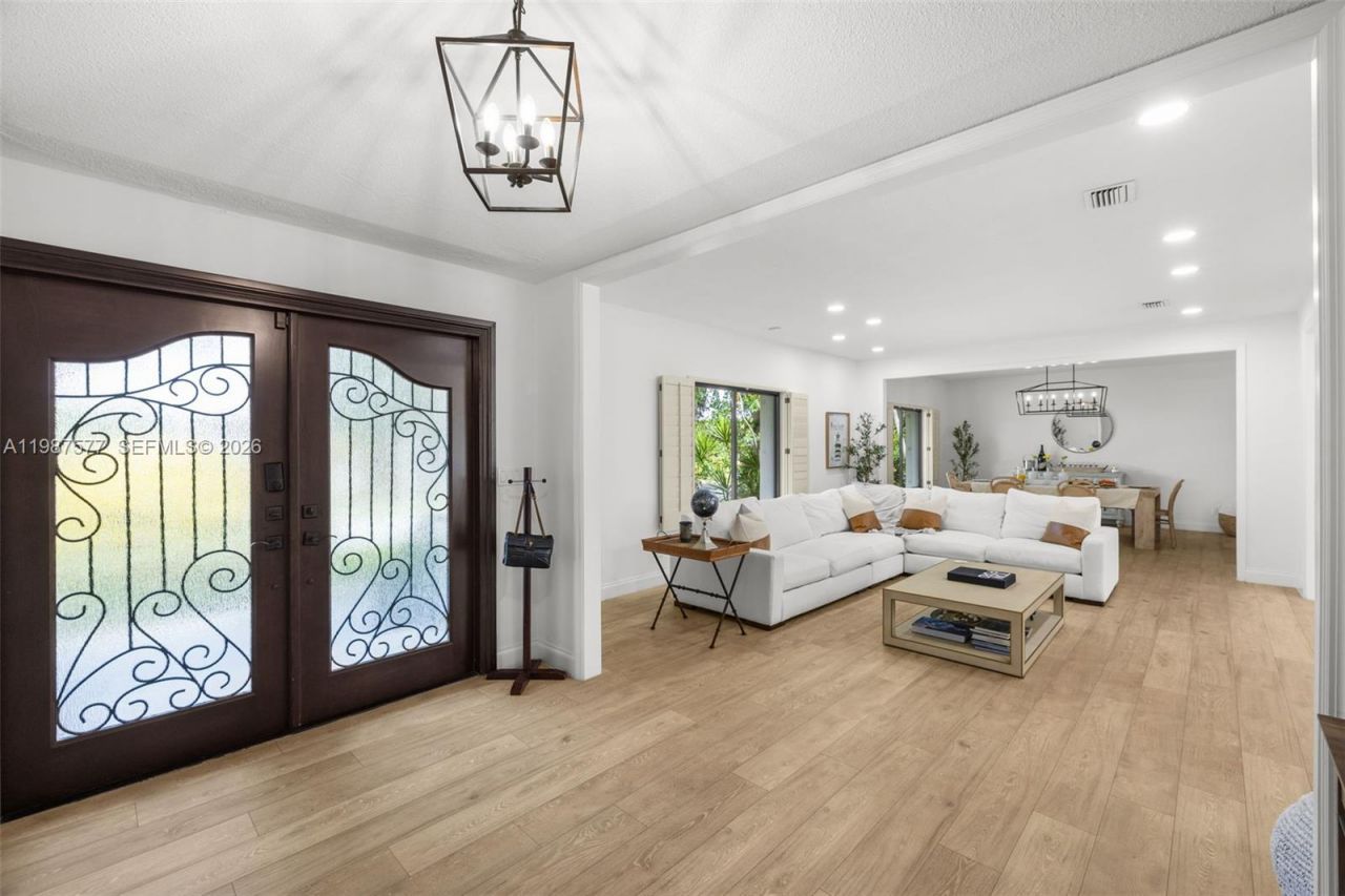 14615 SW 77th Ct , Palmetto Bay, FL 33158 Photo