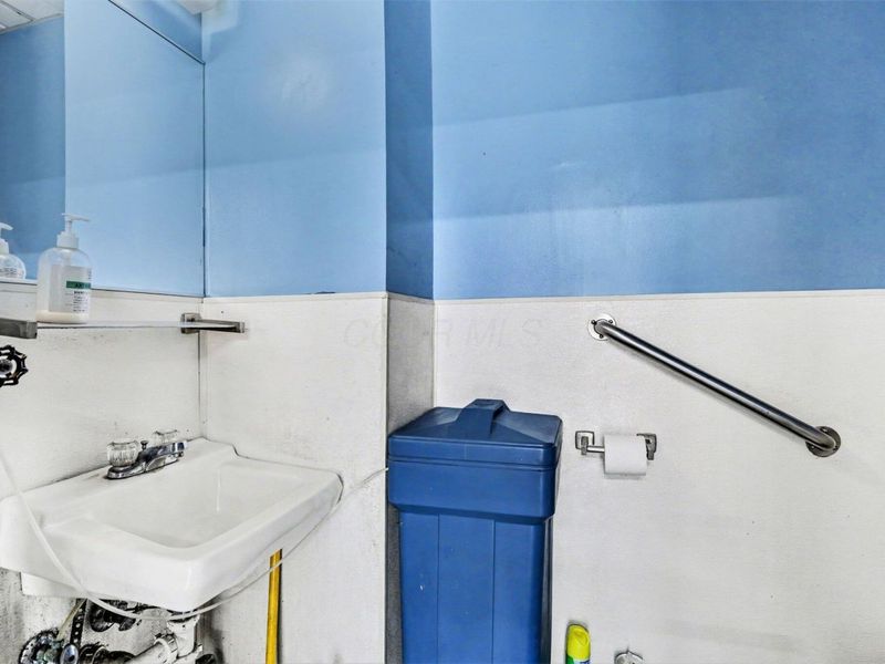 240 W Columbus Street, Lithopolis, OH 43136 Photo 21