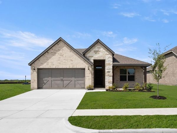 1912 Seminole Drive, Cleburne, TX 76033