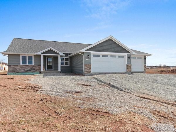 416 LANSDOWNE STREET, De Pere, WI 54115