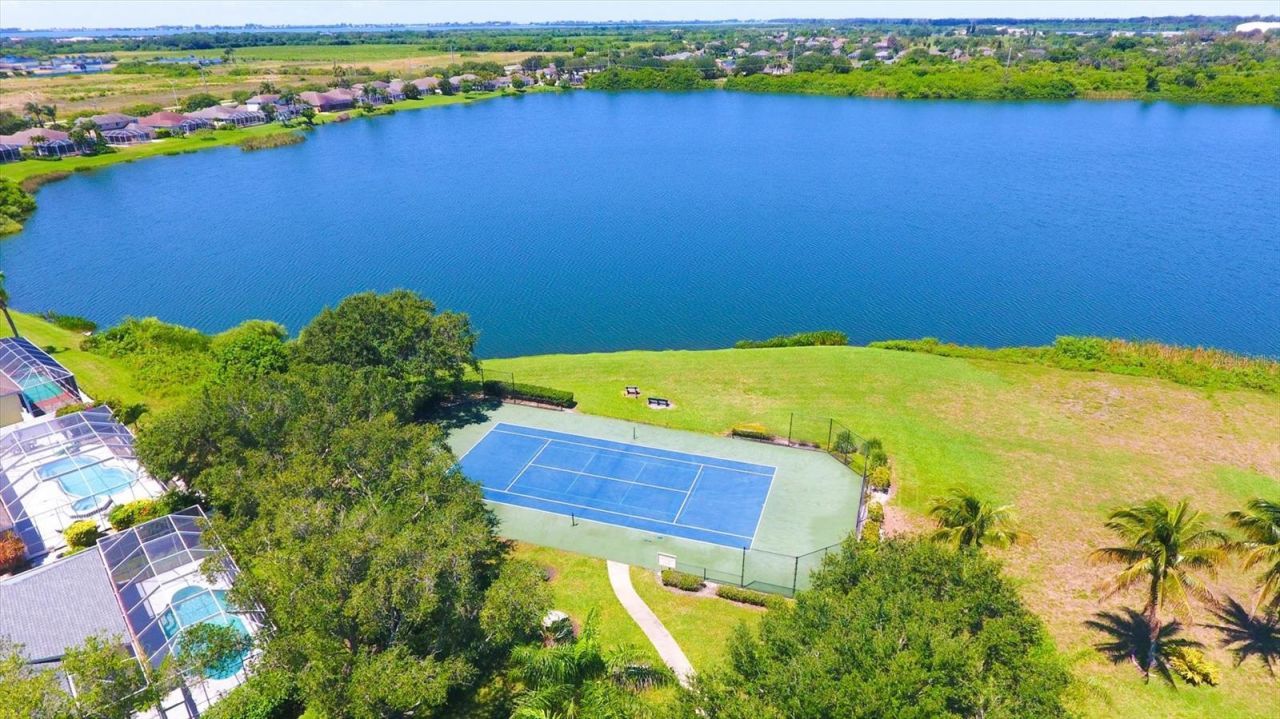 4415 50th Drive W, Bradenton, FL 34210 Photo