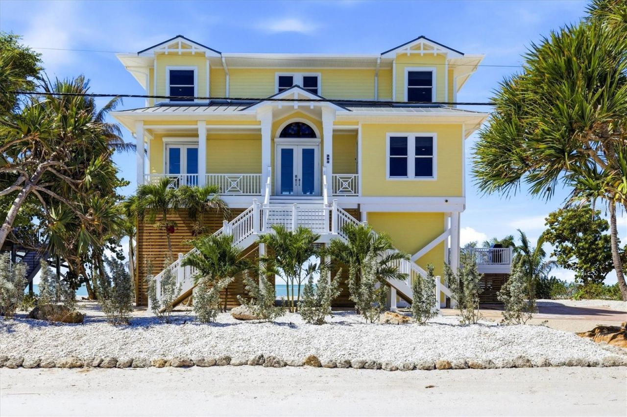 131 S Gulf Boulevard, Placida, FL 33946 Photo