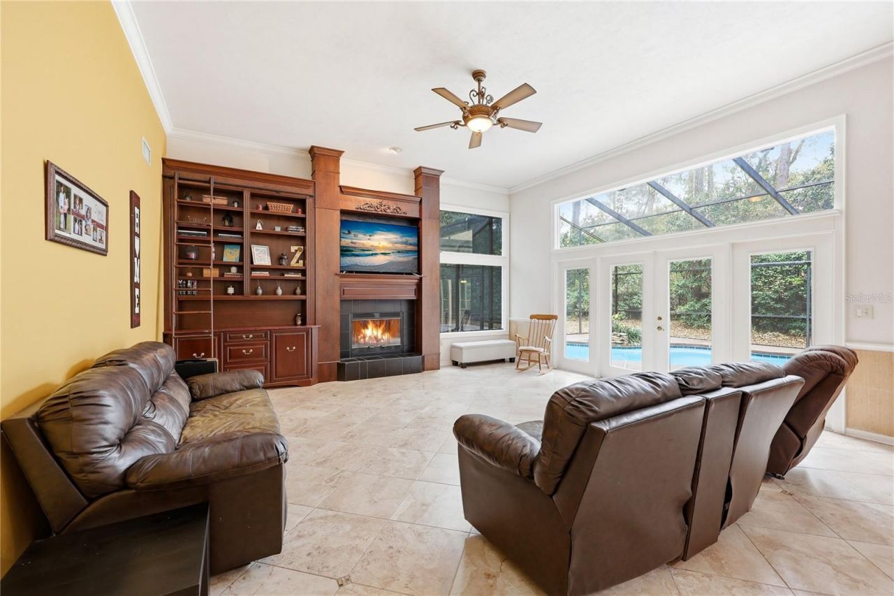 4249 NW 56th Way, Gainesville, FL 32606 Photo