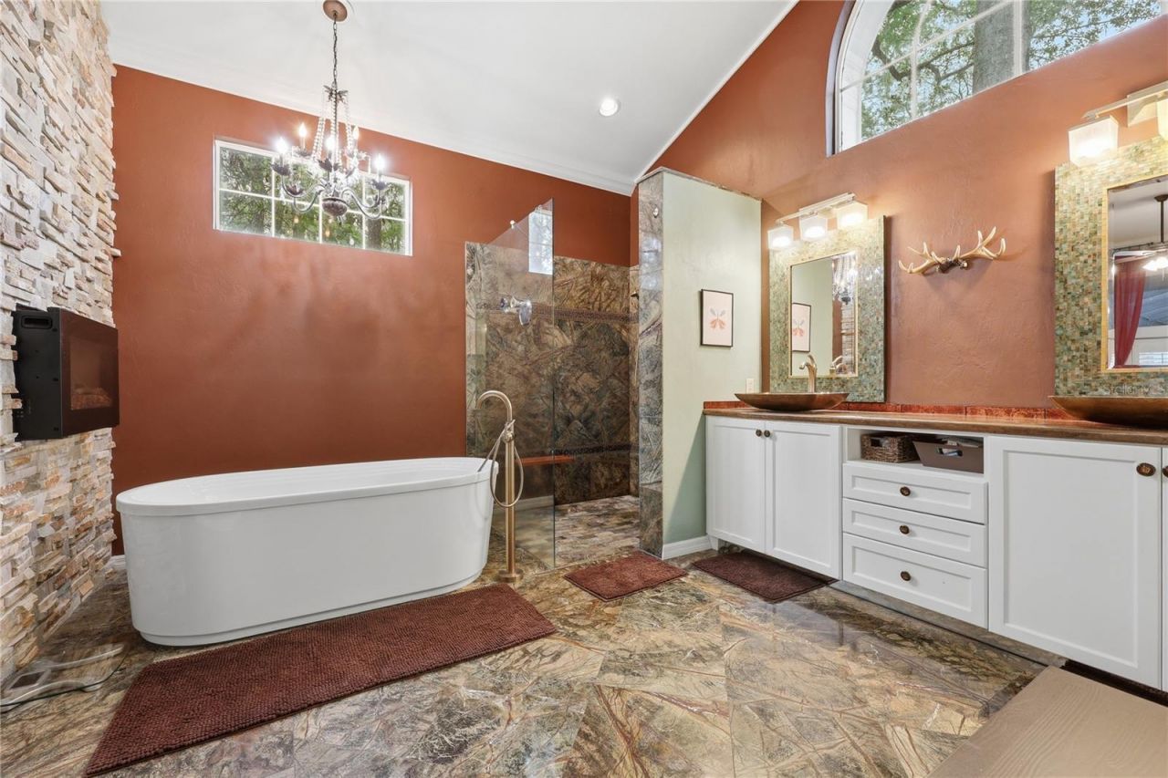 4249 NW 56th Way, Gainesville, FL 32606 Photo