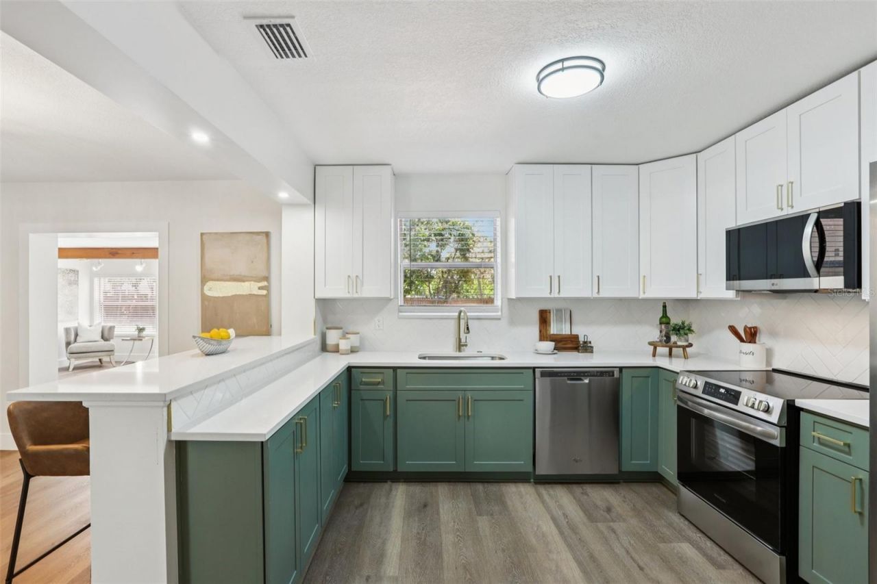 5010 8th Ave N, Saint Petersburg, FL 33710 Photo