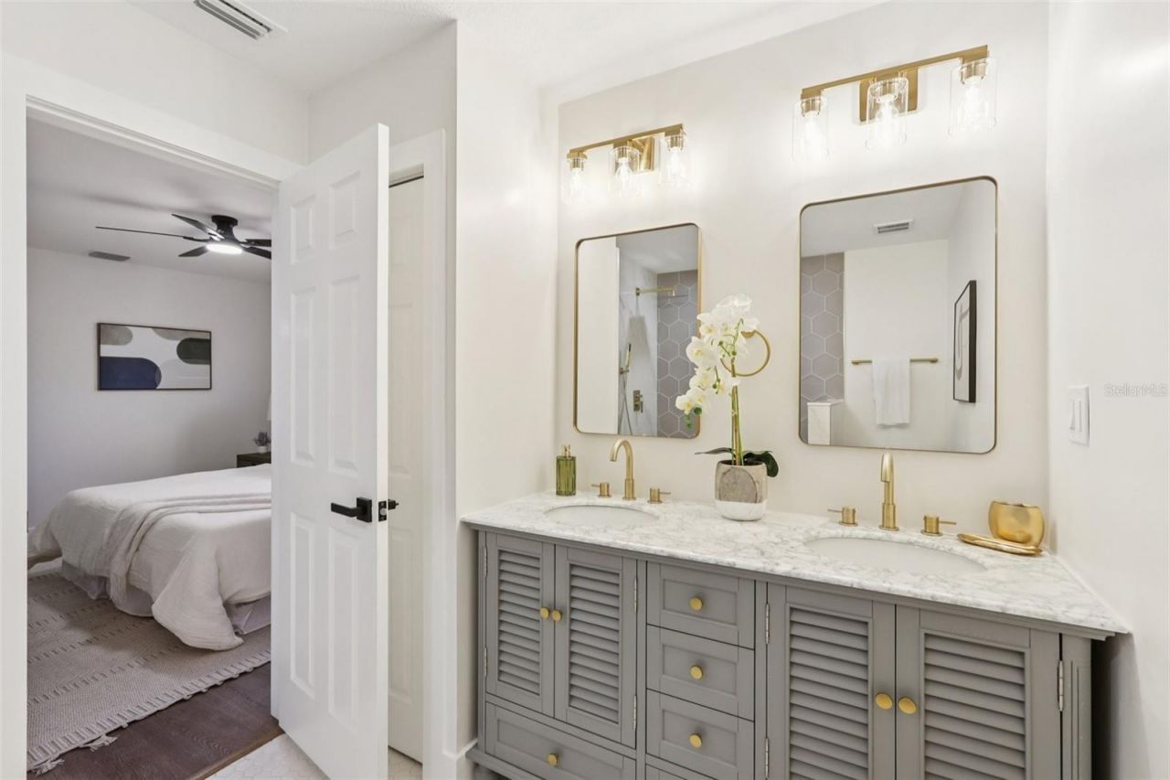 5010 8th Ave N, Saint Petersburg, FL 33710 Photo