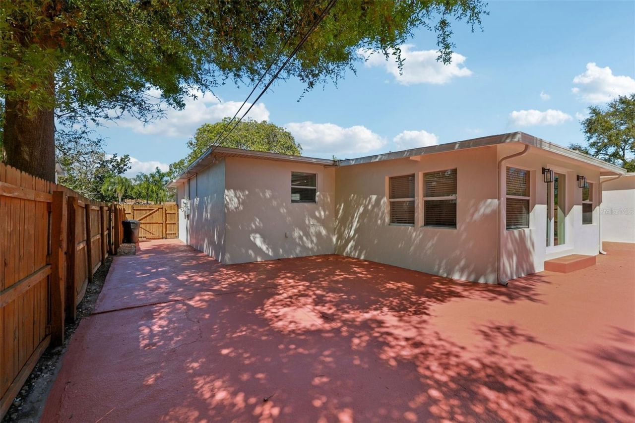 5010 8th Ave N, Saint Petersburg, FL 33710 Photo