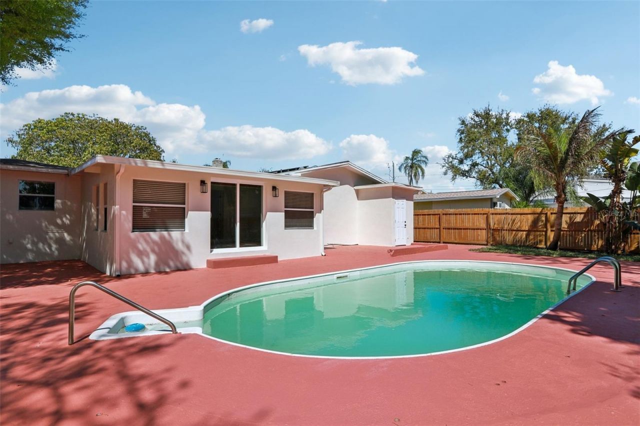 5010 8th Ave N, Saint Petersburg, FL 33710 Photo