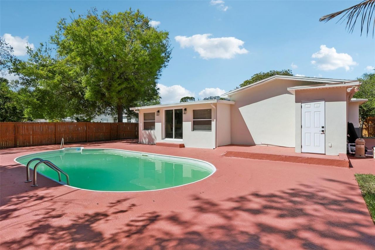 5010 8th Ave N, Saint Petersburg, FL 33710 Photo