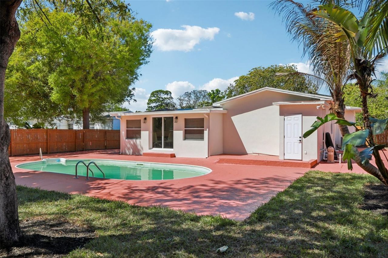 5010 8th Ave N, Saint Petersburg, FL 33710 Photo