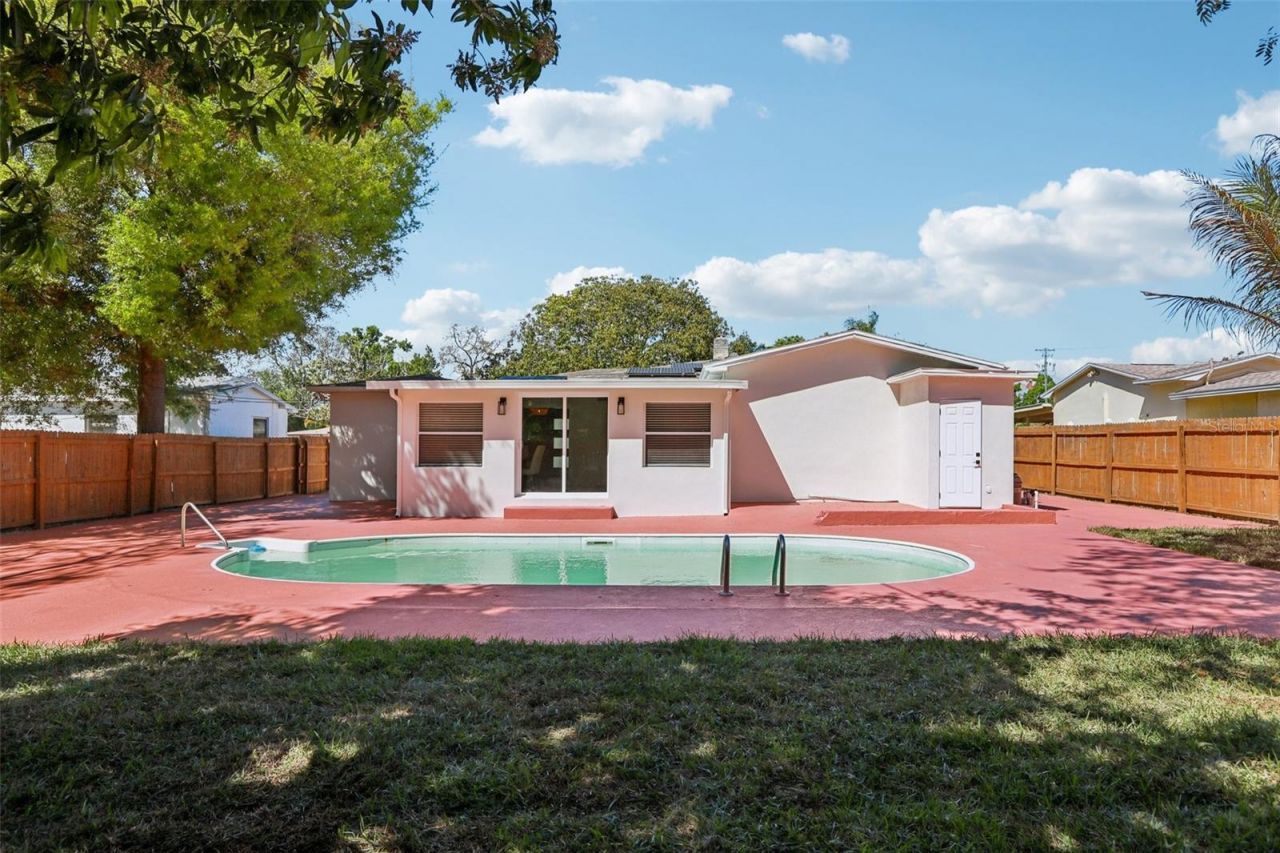 5010 8th Ave N, Saint Petersburg, FL 33710 Photo