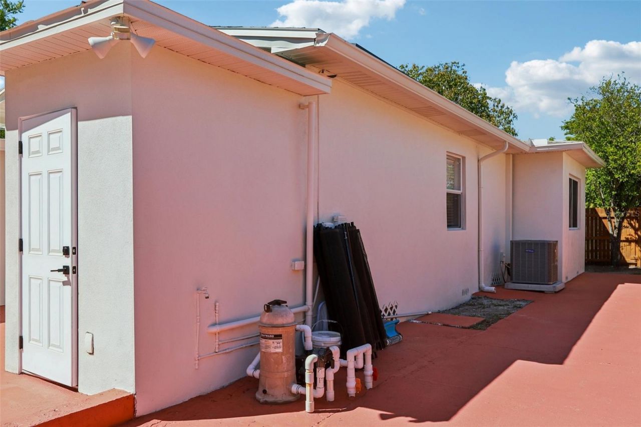 5010 8th Ave N, Saint Petersburg, FL 33710 Photo