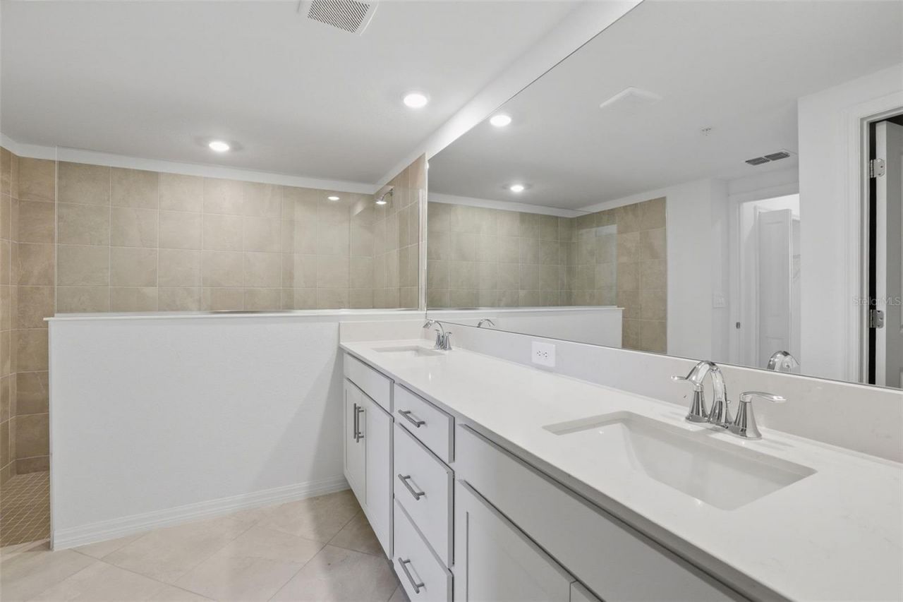 19223 Cherrystone Way , Unit 104, Lakewood Ranch, FL 34211 Photo