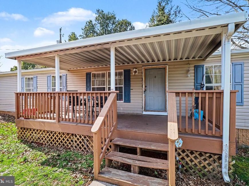 8 Madge Drive, Lancaster, PA 17603 Main Photo