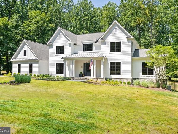 8512 HORSESHOE LANE, POTOMAC, MD 20854