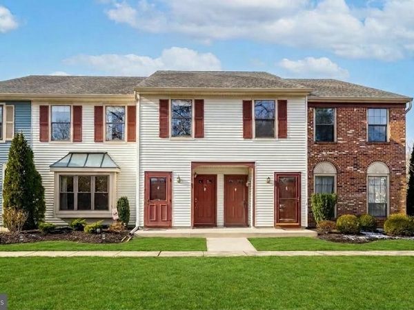 14 WYNDHAM PLACE, ROBBINSVILLE, NJ 08691