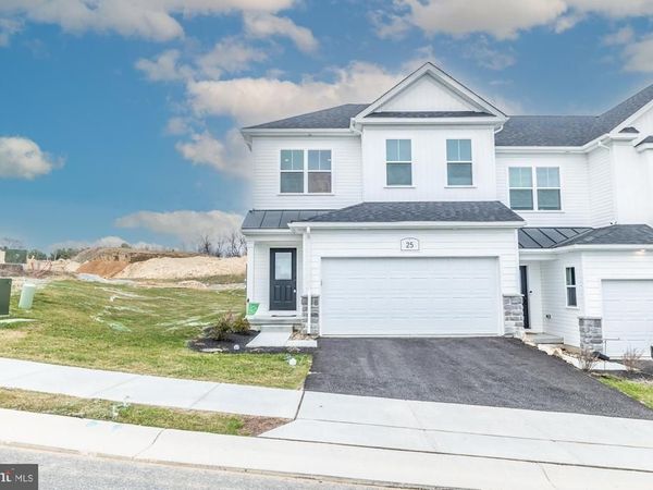 25 VALLEY OAK ROAD, GLENMOORE, PA 19343