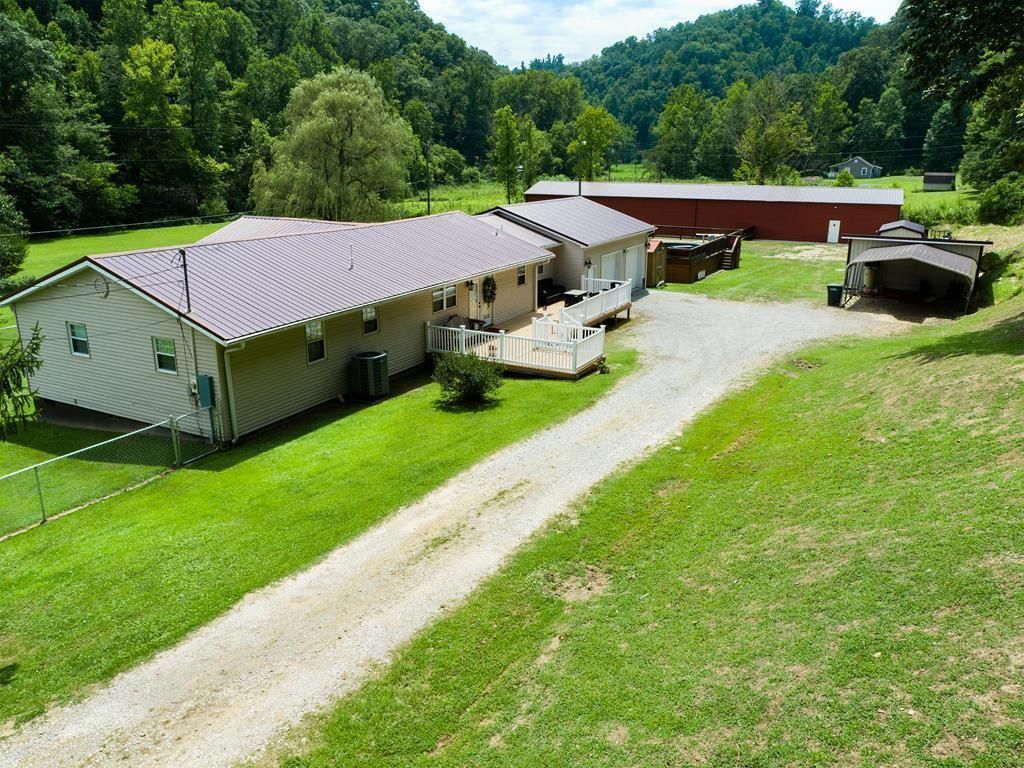 811 State Highway 1750, East Point, KY 41216 Main Photo