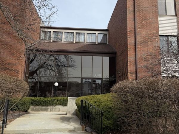 Unit 204, Northbrook, IL 60062