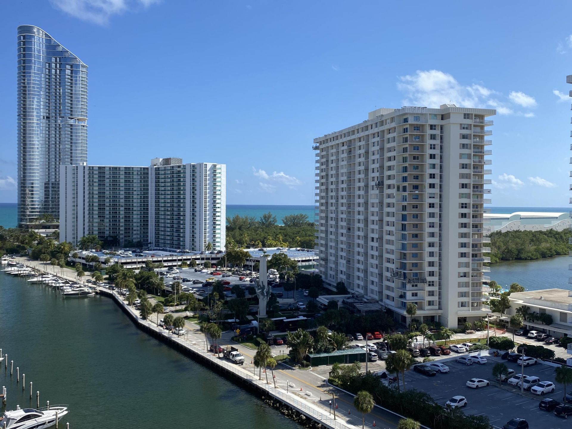 400 Kings Point Drive, Unit 1423, Sunny Isles Beach, FL 33160 Photo