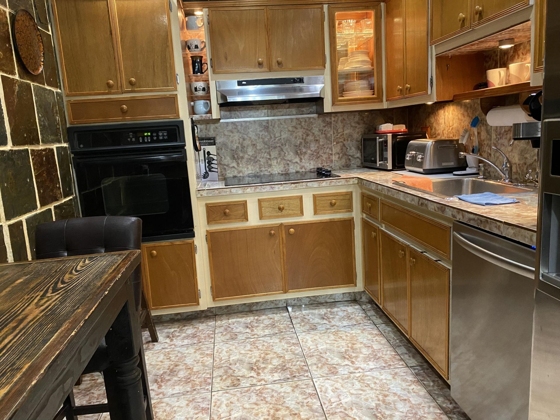 400 Kings Point Drive, Unit 1423, Sunny Isles Beach, FL 33160 Photo