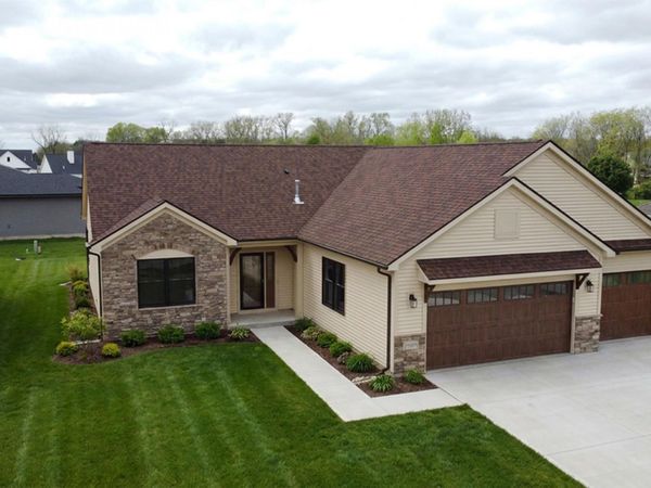 17917 Seahawk Lane, Huntertown, IN 46748