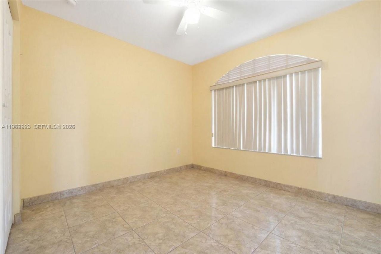 15431 SW 171st St , Miami, FL 33187 Photo