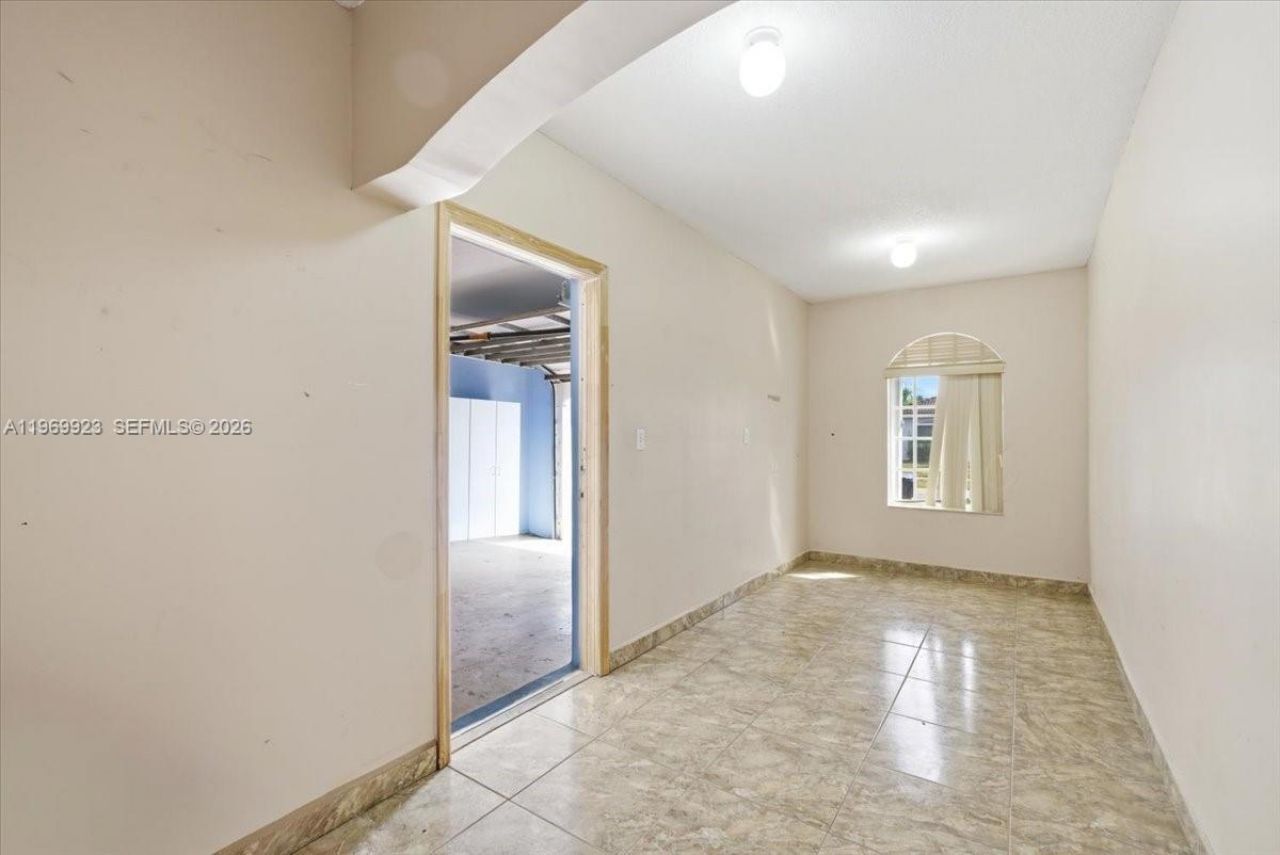 15431 SW 171st St , Miami, FL 33187 Photo