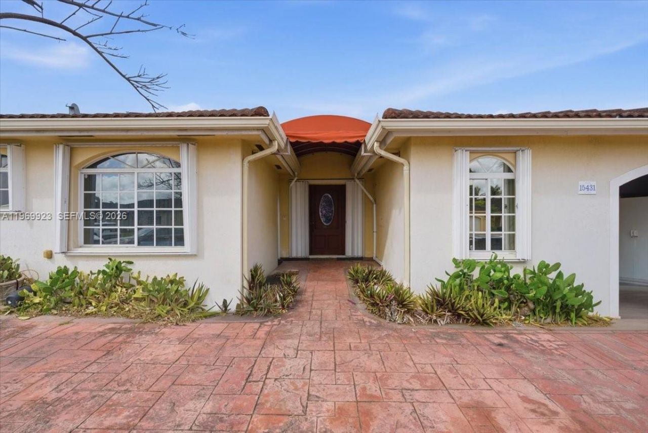 15431 SW 171st St , Miami, FL 33187 Photo