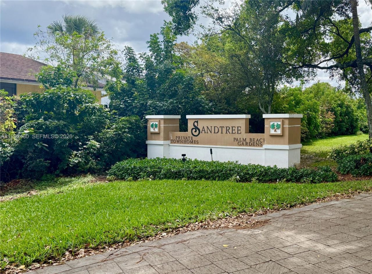 404 Sandtree Dr , Palm Beach Gardens, FL 33403 Photo