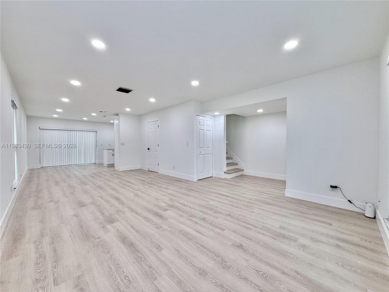 404 Sandtree Dr , Palm Beach Gardens, FL 33403 Photo