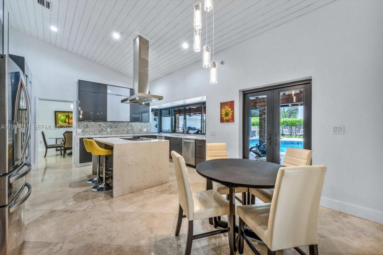 10126 SW 93rd Pl , Miami, FL 33176 Photo