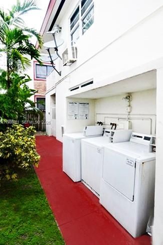 6930 Byron Ave , Unit 107, Miami Beach, FL 33141 Photo