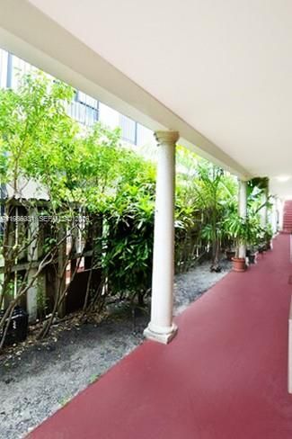 6930 Byron Ave , Unit 107, Miami Beach, FL 33141 Photo
