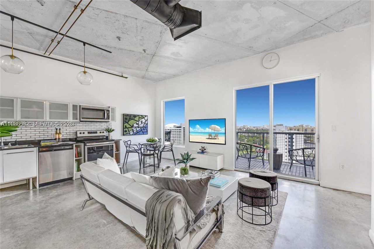 10 SW South River Dr , Unit 1505, Miami, FL 33130 Photo