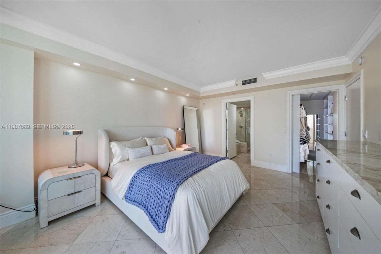 3400 SW 27th Ave , Unit 1706, Miami, FL 33133 Photo