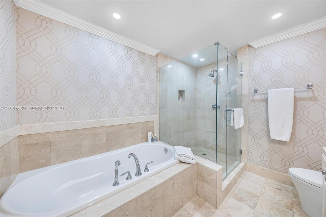 3400 SW 27th Ave , Unit 1706, Miami, FL 33133 Photo