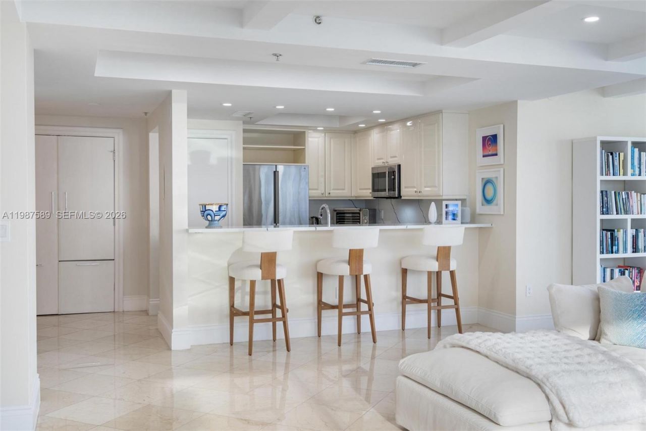 3400 SW 27th Ave , Unit 1706, Miami, FL 33133 Photo