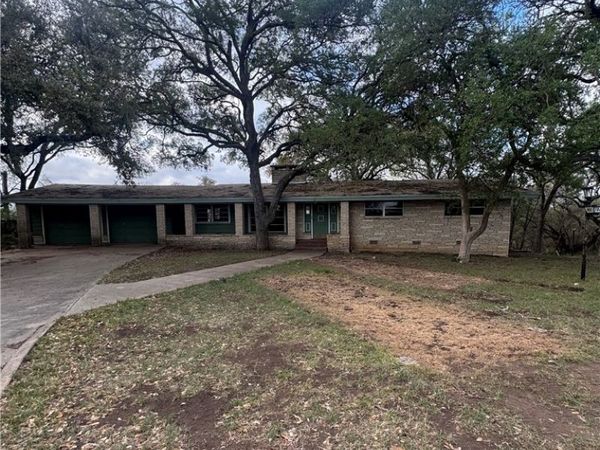 104 Chula Vista Street , San Marcos, TX 78666