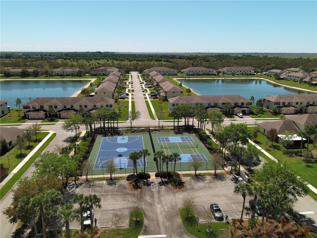 9878 E Villa Circle, Vero Beach, FL 32966 Photo