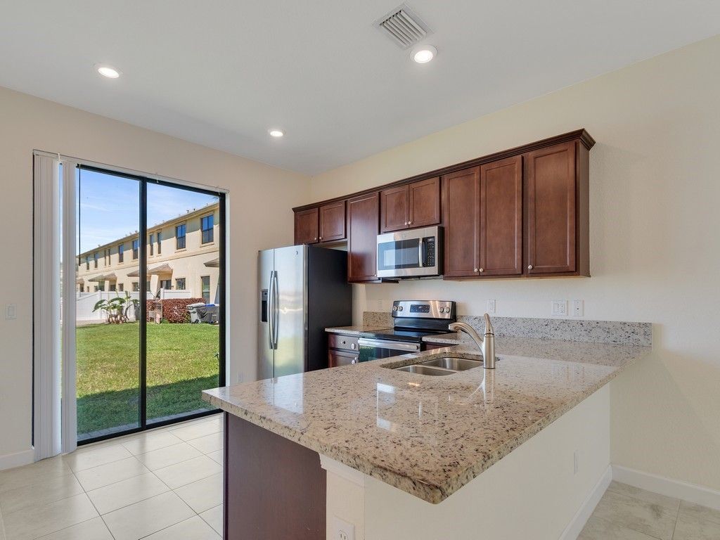 9878 E Villa Circle, Vero Beach, FL 32966 Photo