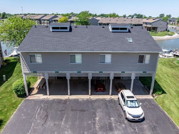 6256 N Harris Harbor, Oak Harbor, OH 43449