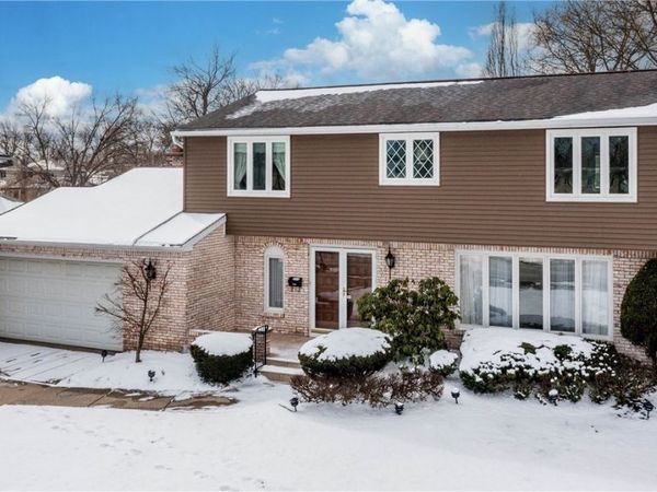 27 Summerview Road, Buffalo, NY 14221