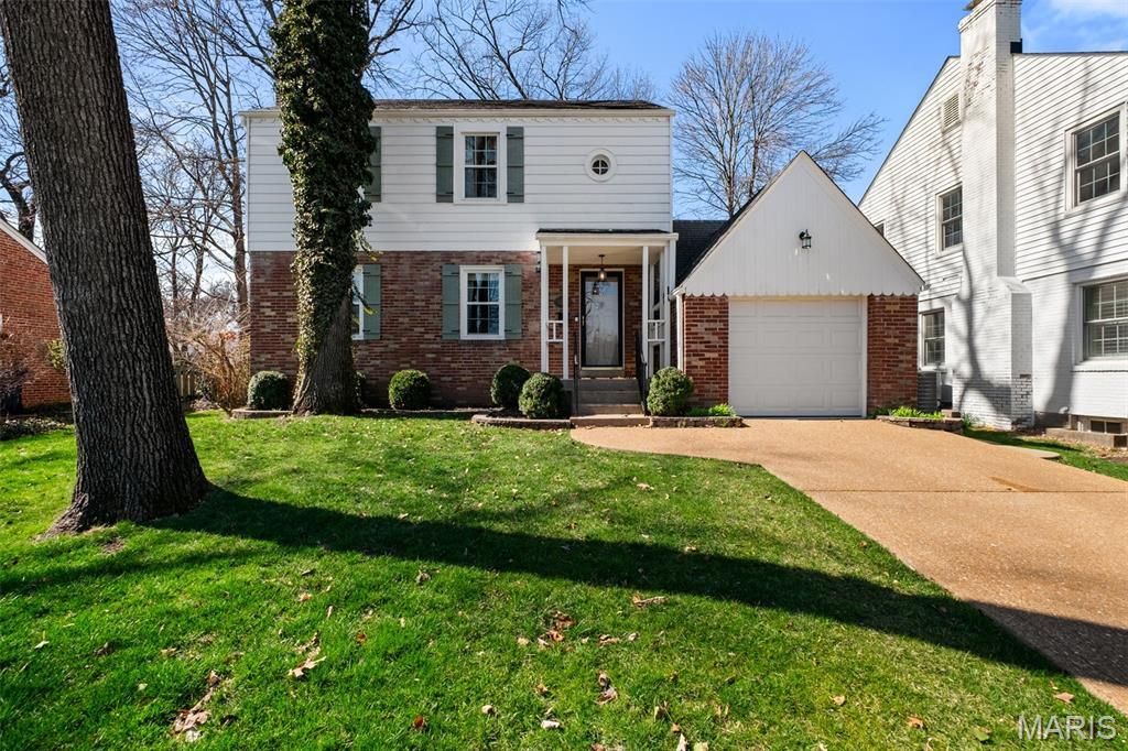 1635 Dearborn Drive, Warson Woods, MO 63122 Main Photo